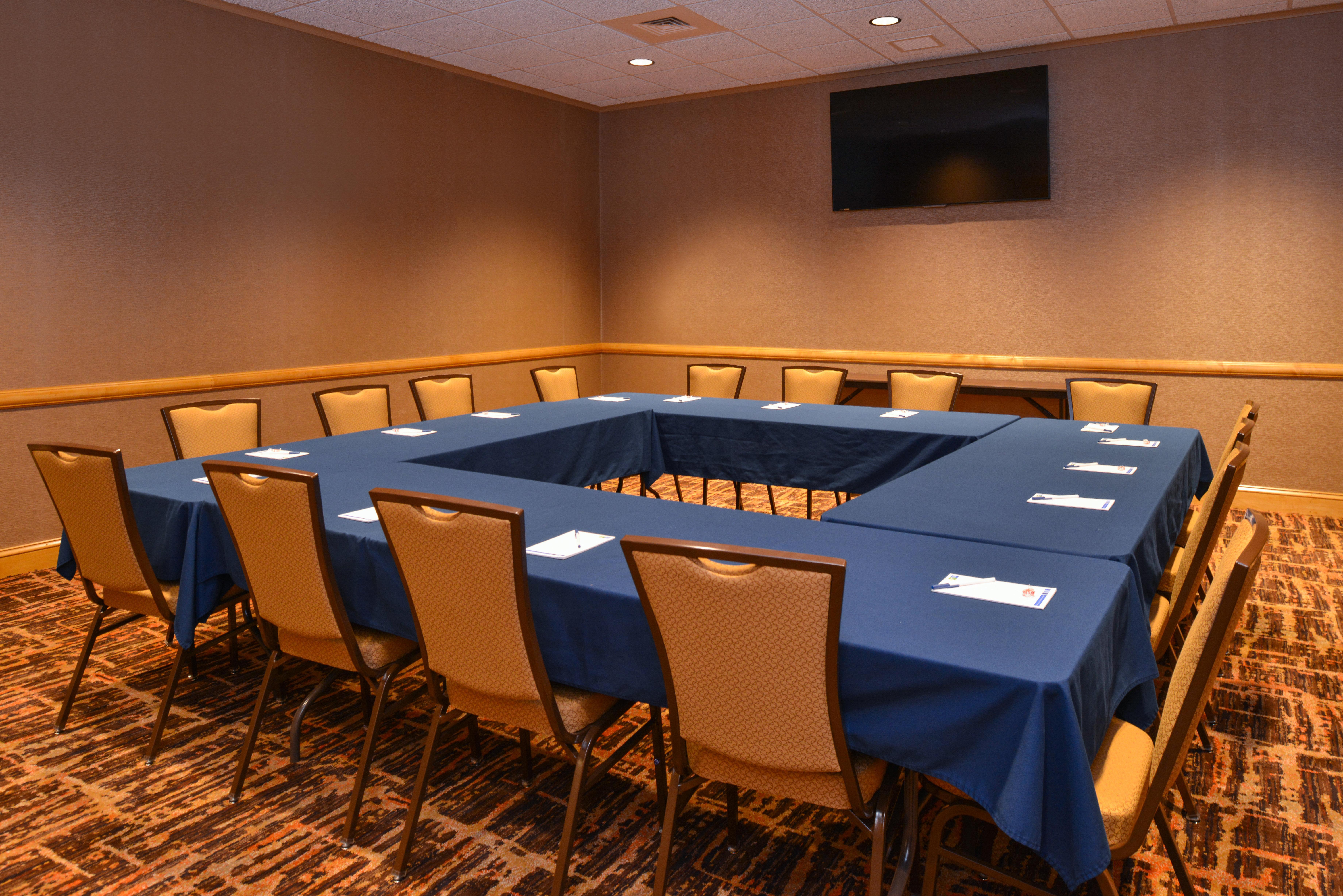 Holiday Inn Express Breezewood By Ihg Kültér fotó