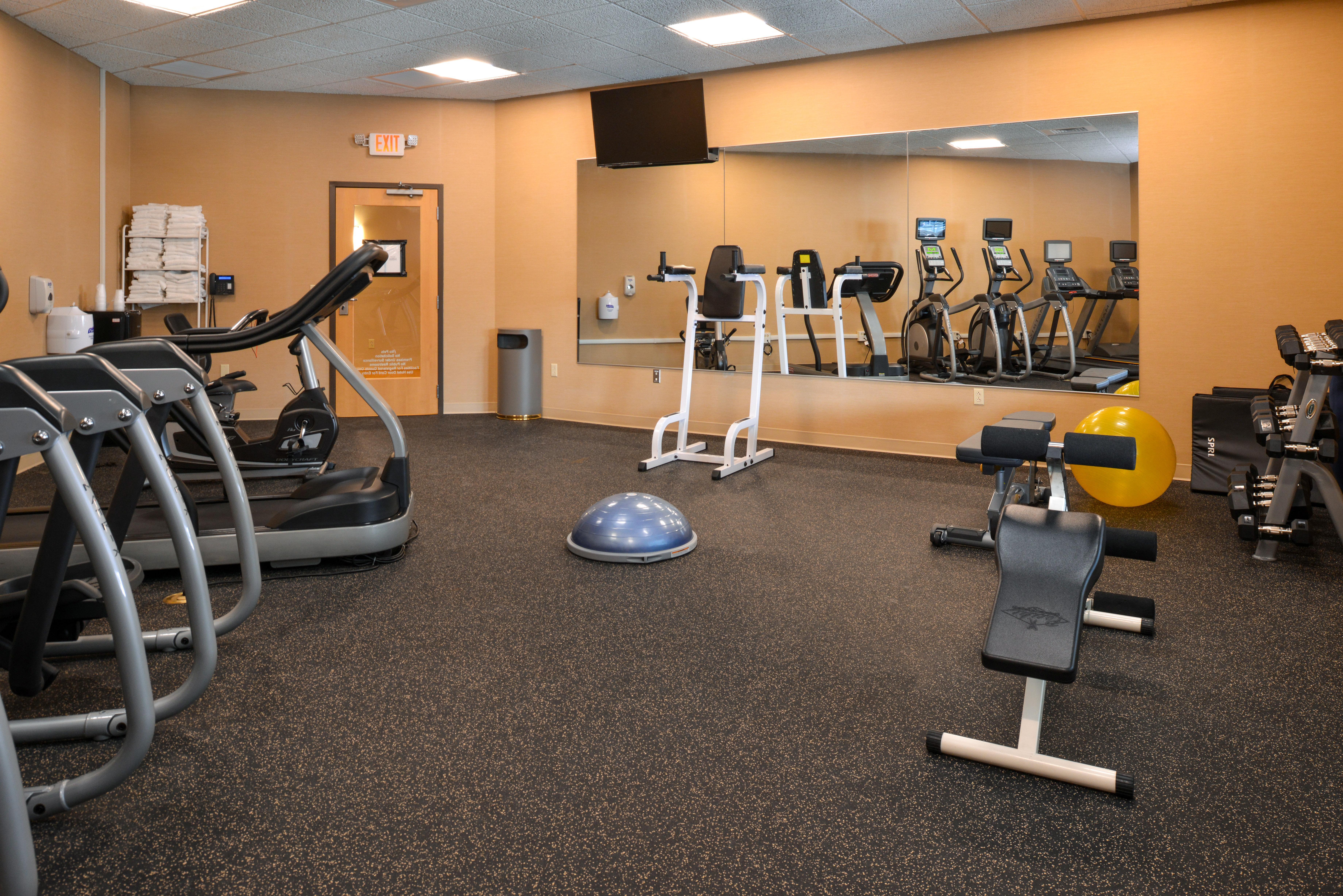 Holiday Inn Express Breezewood By Ihg Kültér fotó