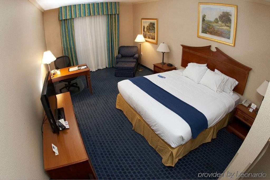 Holiday Inn Express Breezewood By Ihg Kültér fotó